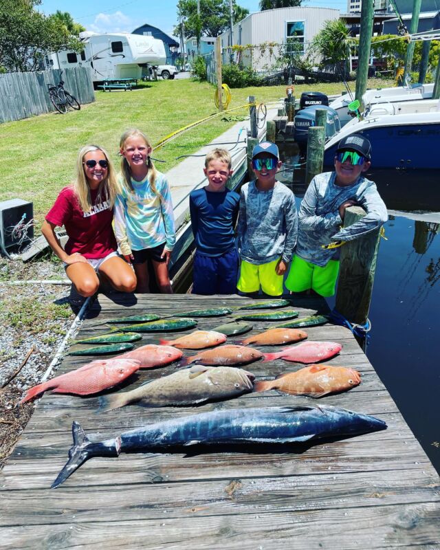 My charter customers went to get lunch so these kids at the marina wanted to pose with the Wahoo we landed. Come fish with the highest reviewed charter in Panama City beach. JustFishPCB #wahoo #panamacitybeach #deepseafishing